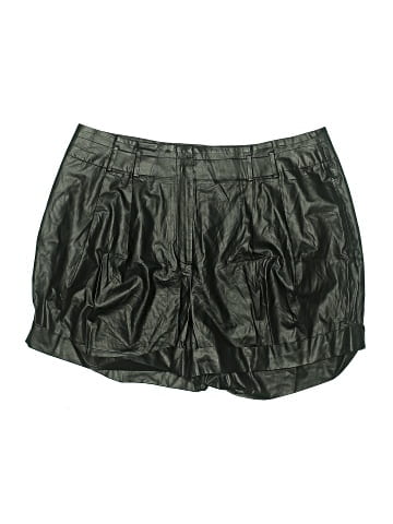 Elizabeth and James Shorts (view 1)