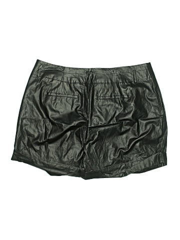 Elizabeth and James Shorts (view 2)