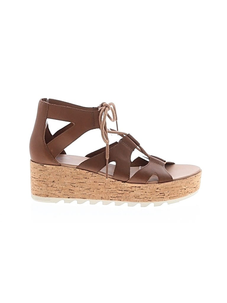 Pre-owned Sorel Wedges In Brown