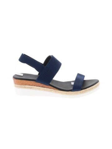 Unbranded Wedges (view 1)