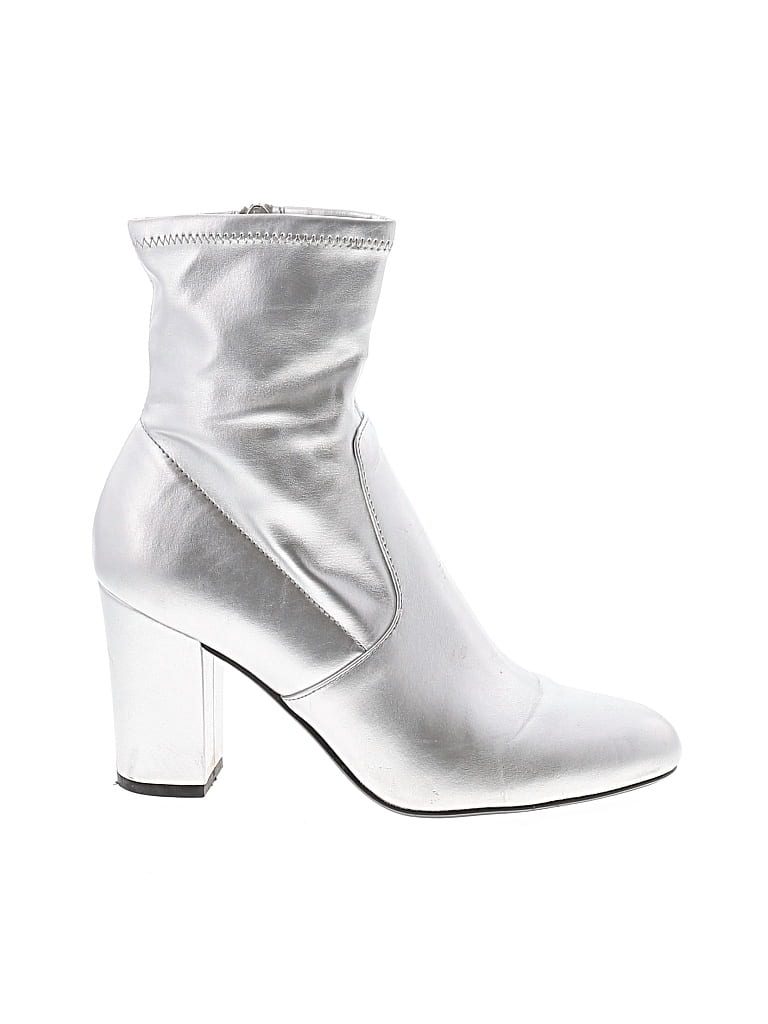 Pre-owned Steve Madden Boots In Silver