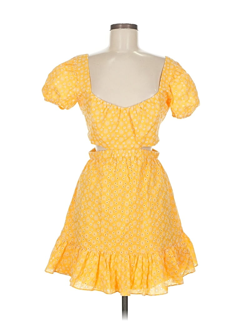Pre-owned Likely Casual Dress In Yellow