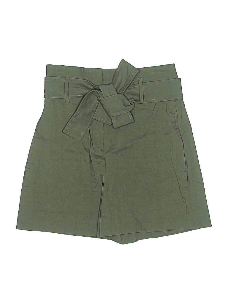 Pre-owned Theory Shorts In Green