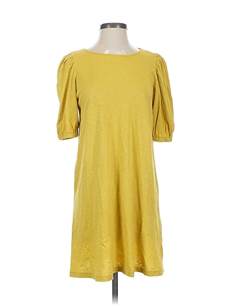 Pre-owned Velvet By Graham & Spencer Casual Dress In Yellow