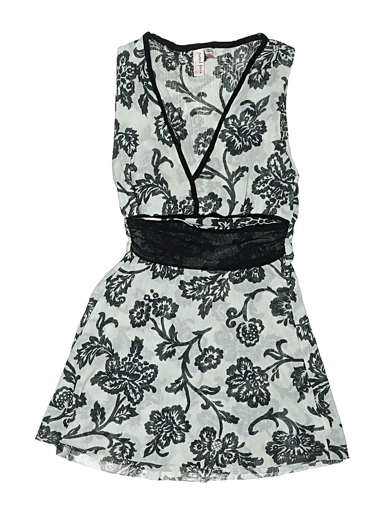 Pre-owned Sweet Pea By Stacy Frati Kids' Dress In Gray