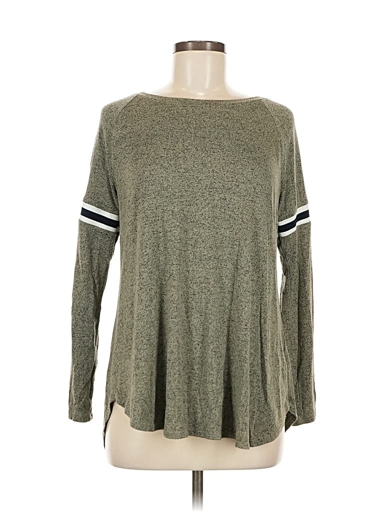 Pre-owned 24/7 Maurices Long Sleeve T-shirt In Green