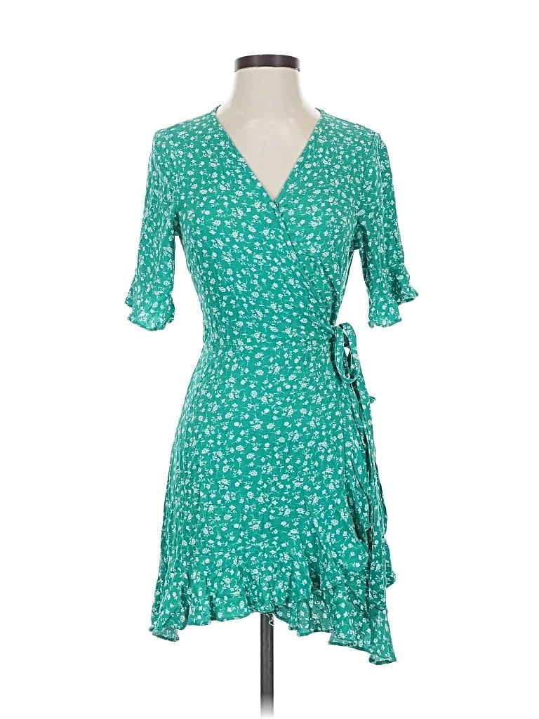 Pre-owned Elodie Casual Dress In Green