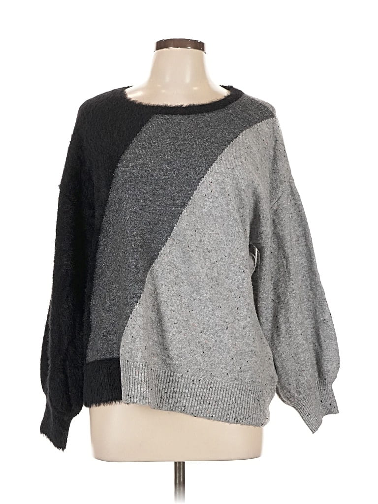 Pre-owned Vince Camuto Pullover Sweater In Gray