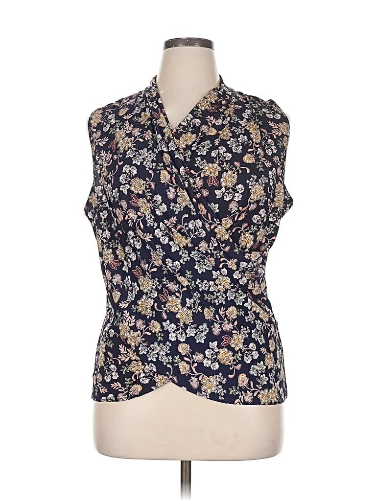 Pre-owned Vince Camuto Sleeveless Blouse In Blue