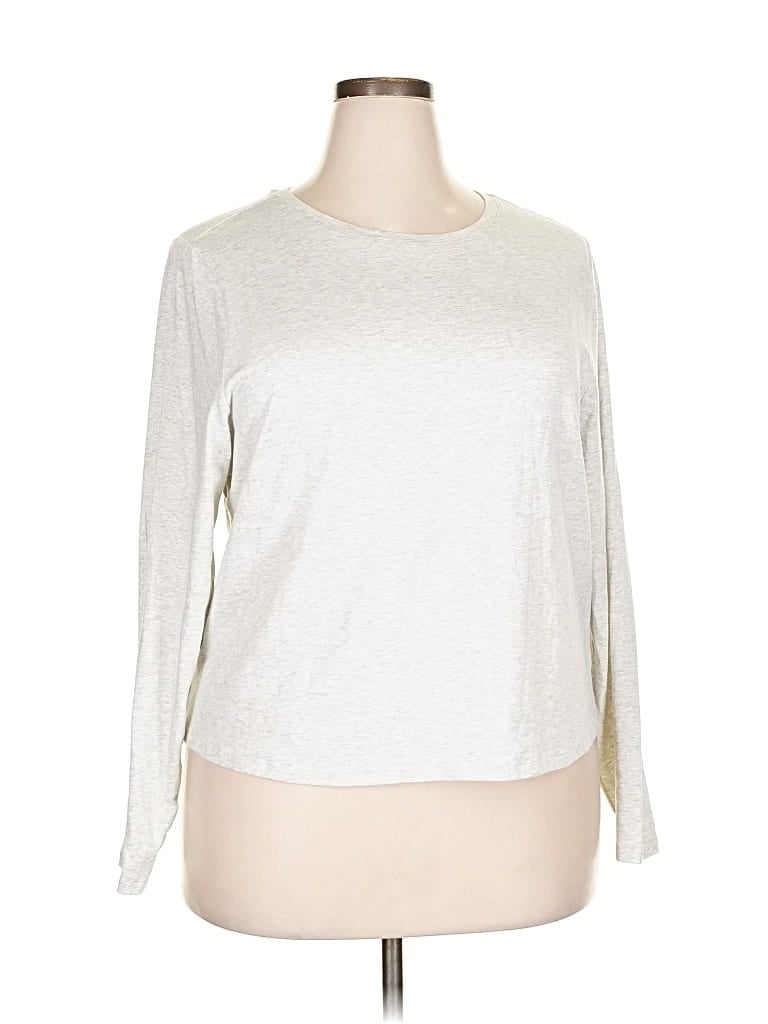 Pre-owned Old Navy Long Sleeve T-shirt In Silver