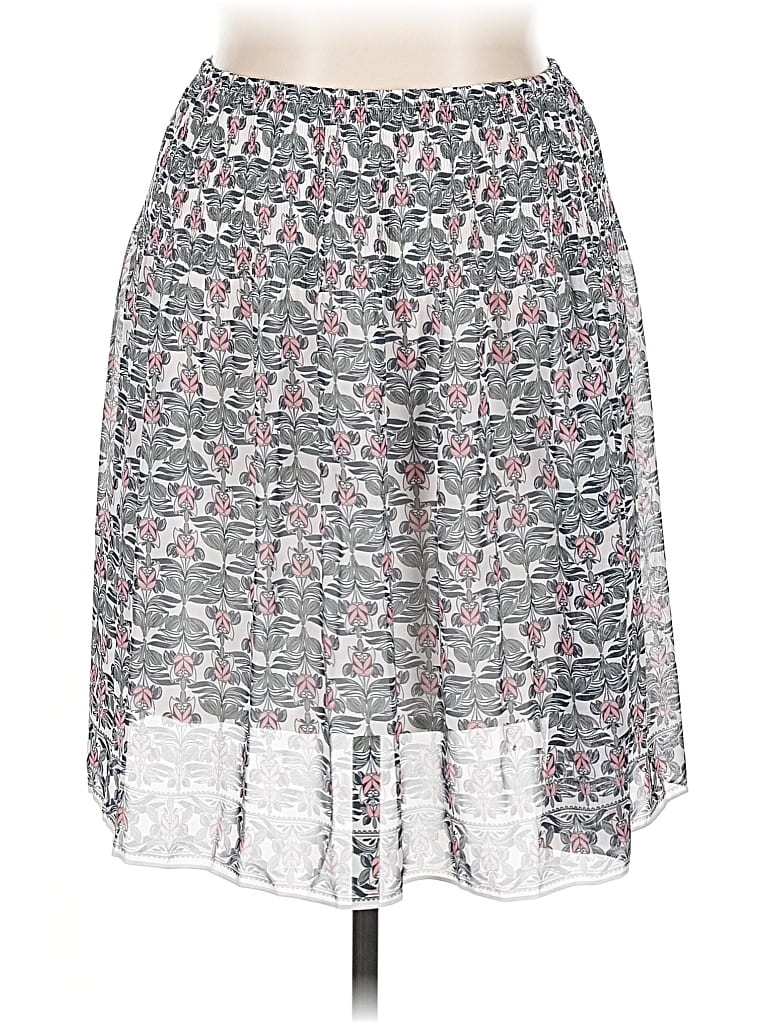 Pre-owned Max Studio Casual Skirt In Gray