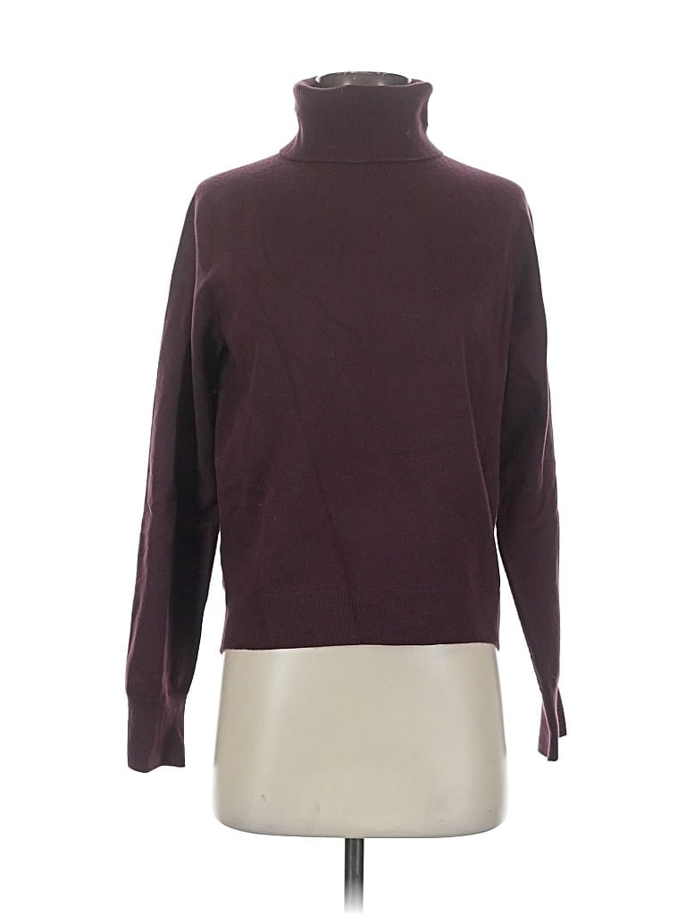 Pre-owned Uniqlo Turtleneck Sweater In Burgundy