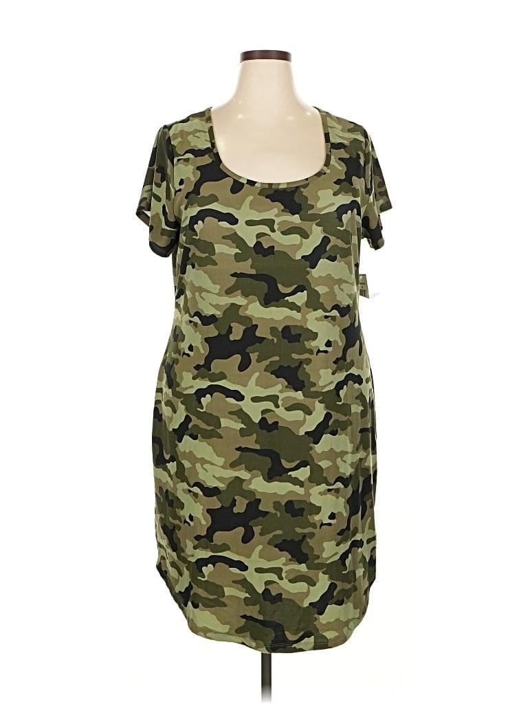 Pre-owned Derek Heart Casual Dress In Green