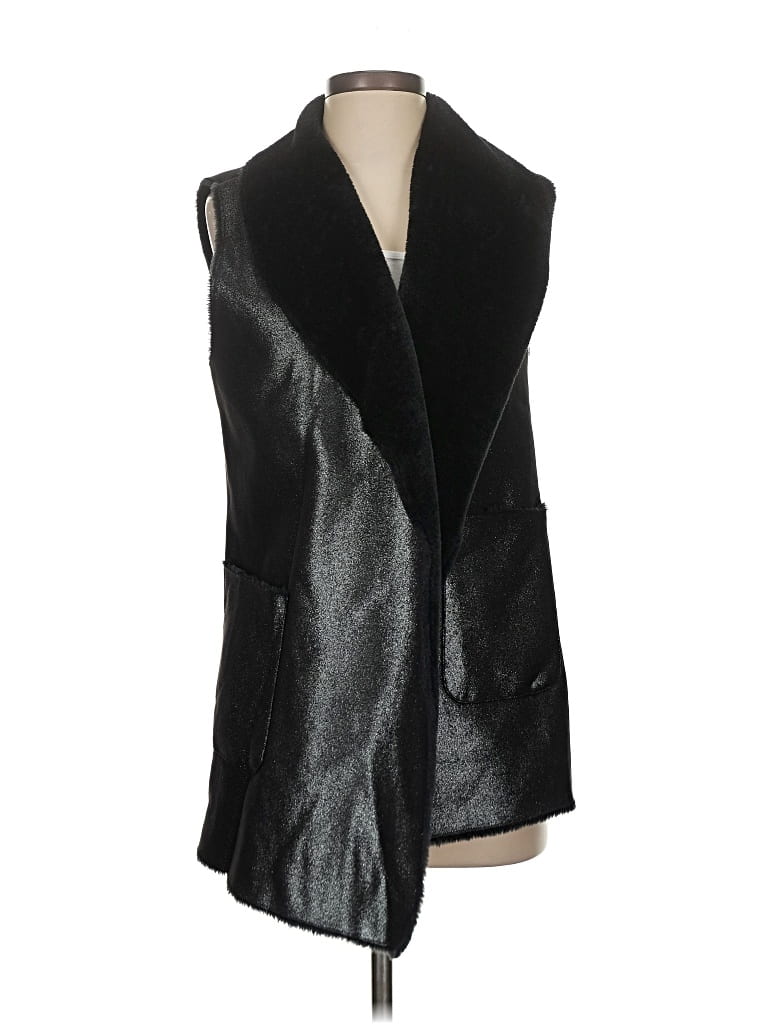Pre-owned Dolce Cabo Faux Fur Vest In Black