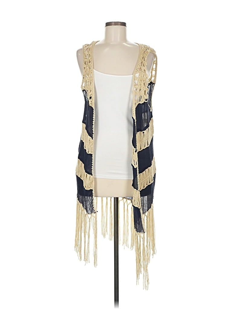 Pre-owned Umgee Sweater Vest In White