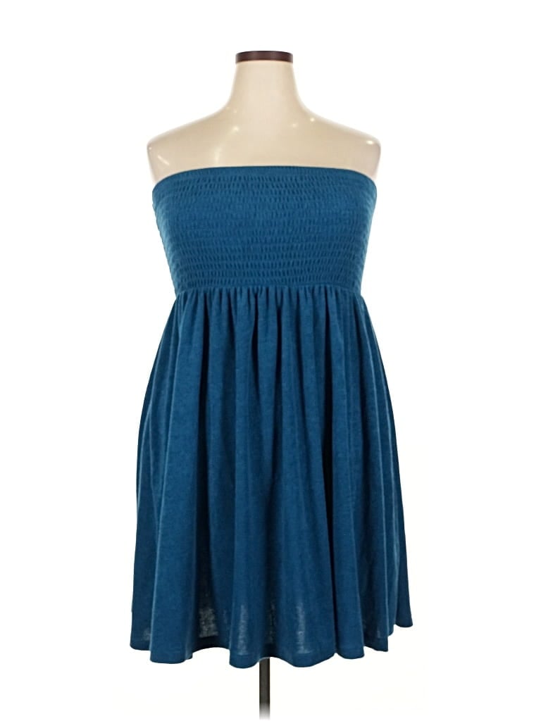 Pre-owned Torrid Casual Dress In Blue