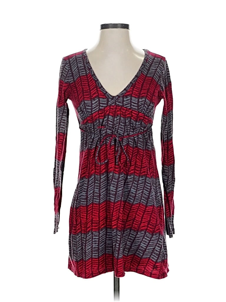 Pre-owned Hurley Casual Dress In Red