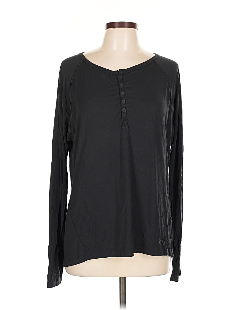 Pre-owned Under Armour Long Sleeve Top Black Crew Neck Tops