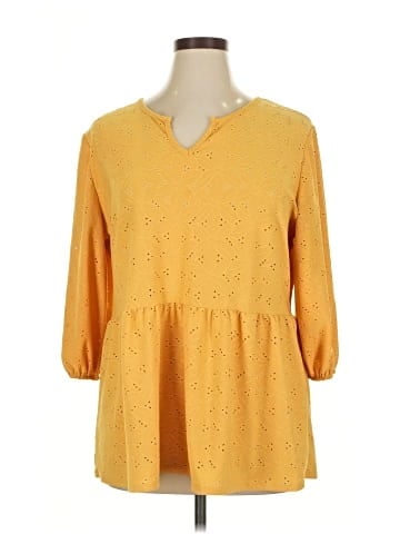 Dalin 3/4 Sleeve Blouse (view 1)