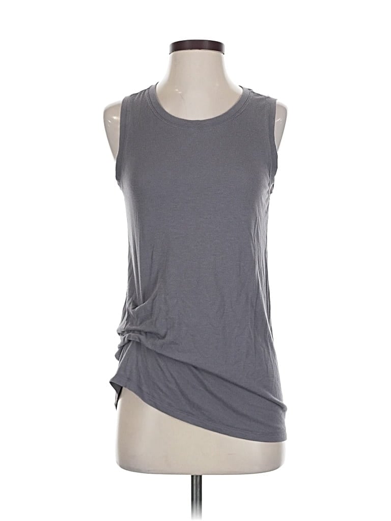 Pre-owned Athleta Sleeveless T-shirt In Gray
