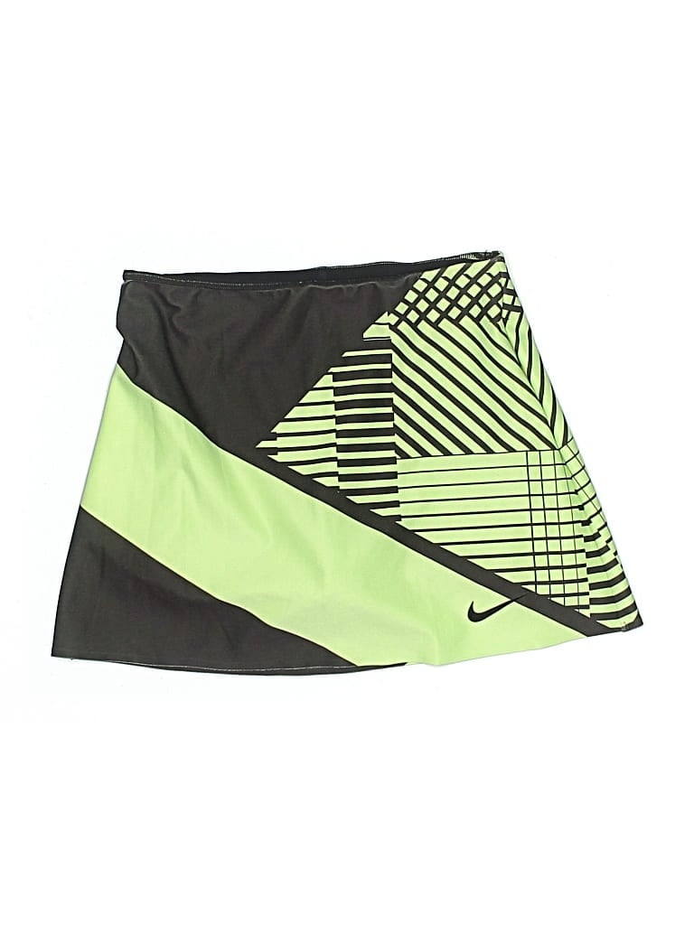 Pre-owned Nike Active Skort In Green