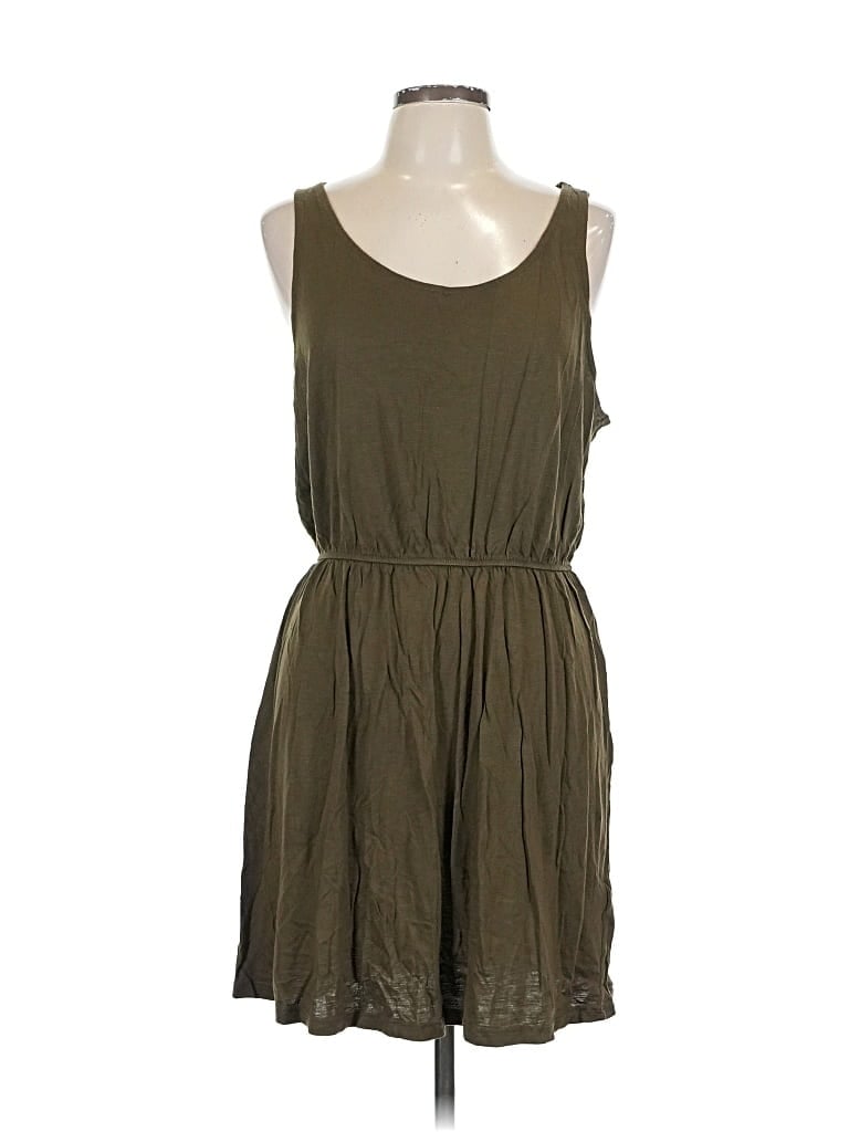 Pre-owned H&m Casual Dress In Green