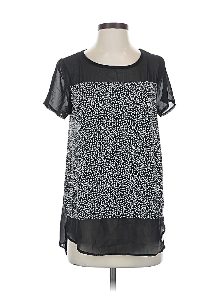 Pre-owned Vince Camuto Short Sleeve Blouse In Black