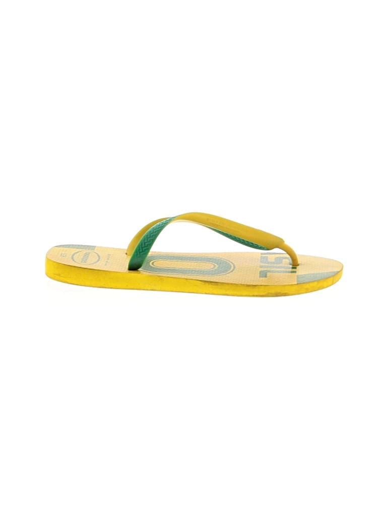 Pre-owned Havaianas Flip Flops In Yellow