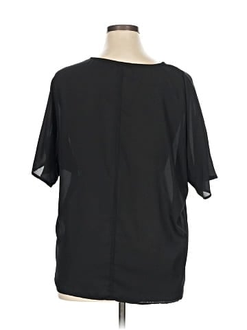 Darling Short Sleeve Top (view 2)