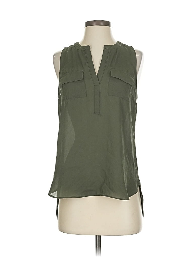 Pre-owned A.n.a. A New Approach Sleeveless Blouse In Green