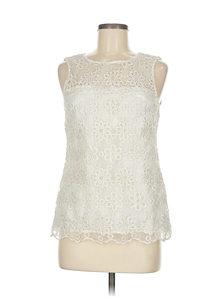 Pre-owned Banana Republic Sleeveless Blouse In White