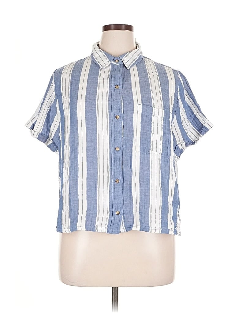 Old Navy Short Sleeve Button Down Shirt In Blue