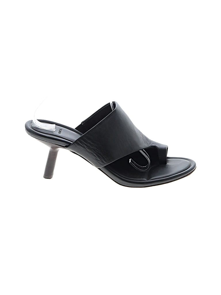 Pre-owned Vince Sandals In Black