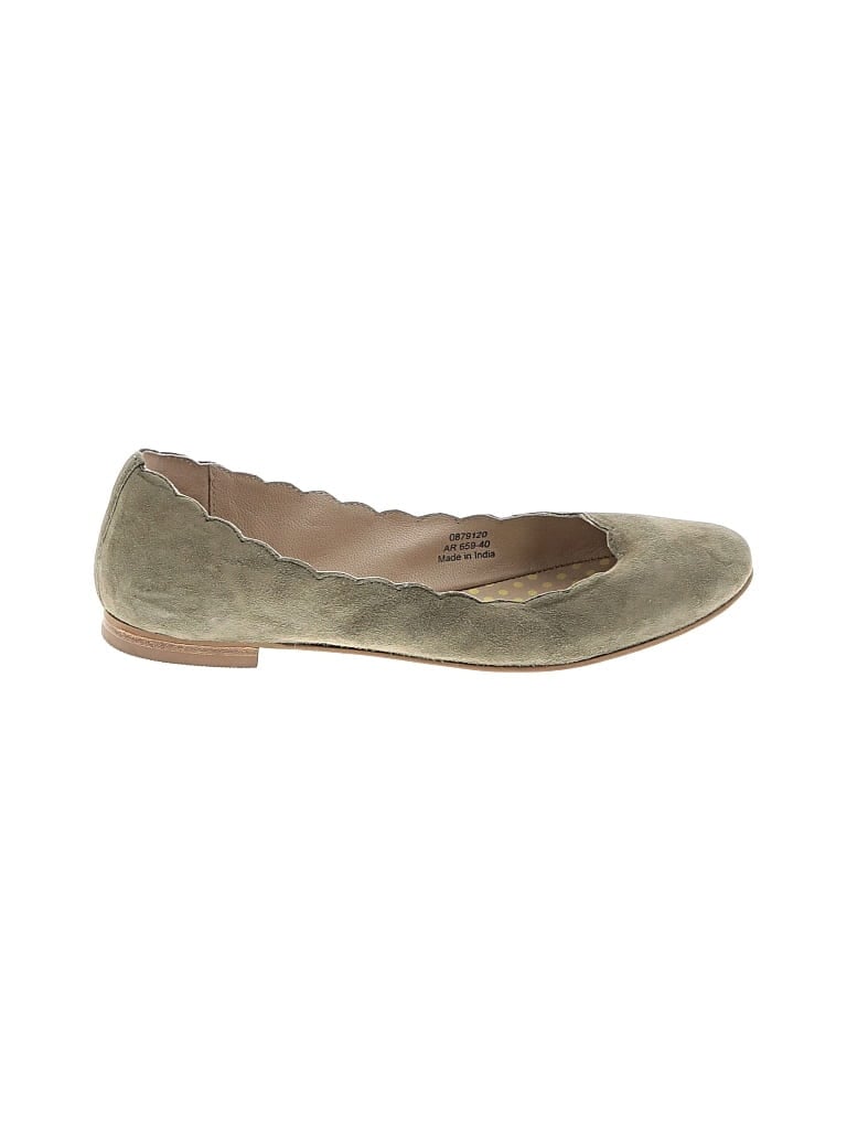 Pre-owned Boden Flats In Green