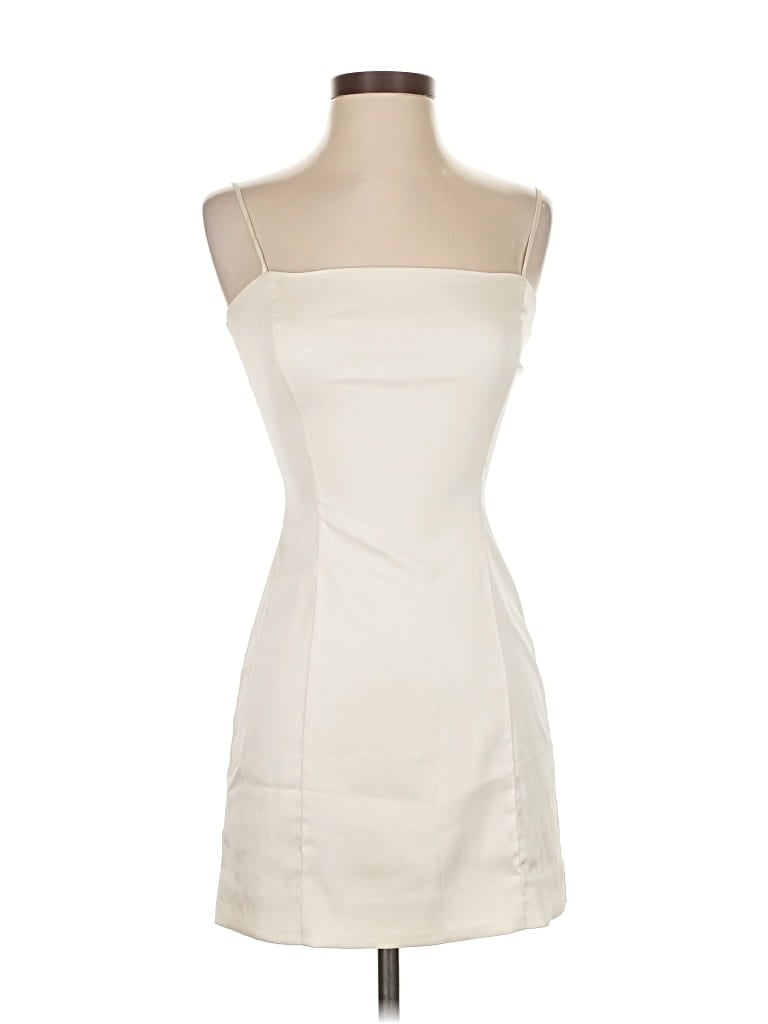 Pre-owned Sun-deh Cocktail Dress In White