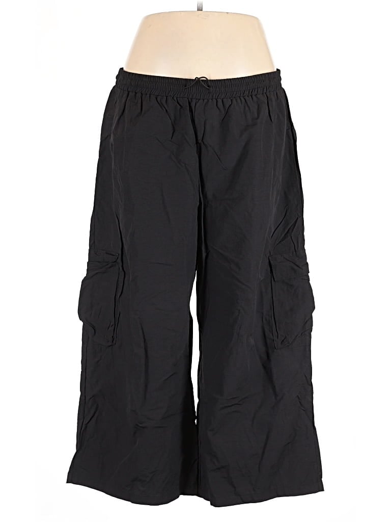 Pre-owned Shein Curve Cargo Pants In Black