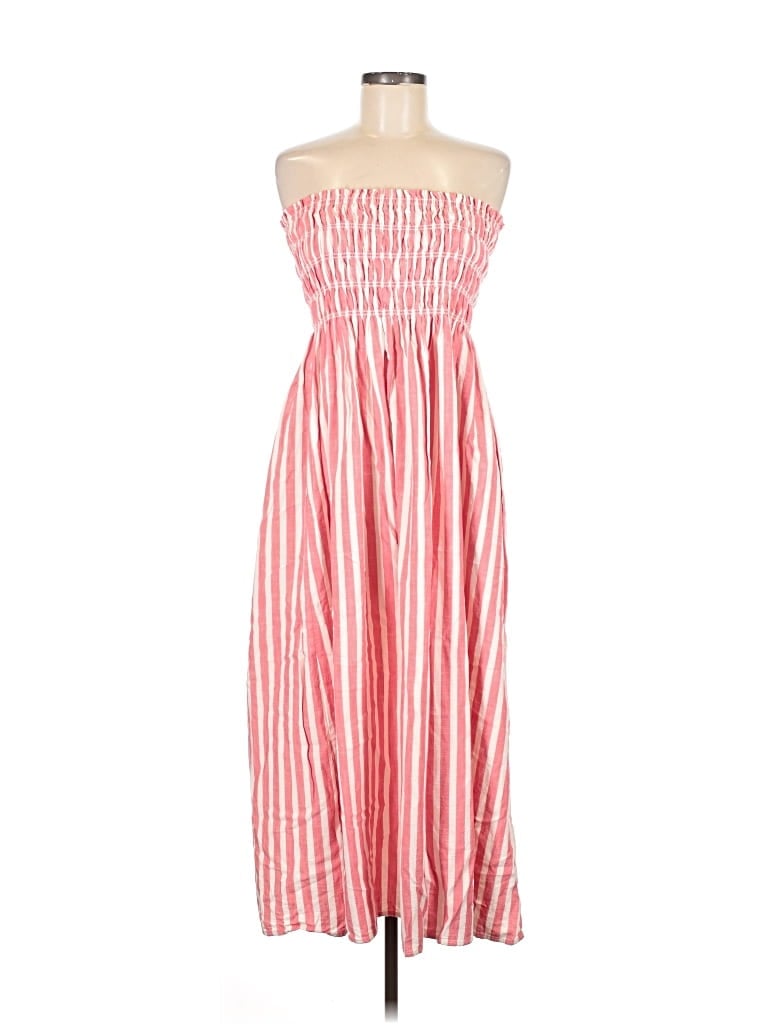 Pre-owned Universal Thread Casual Dress In Red