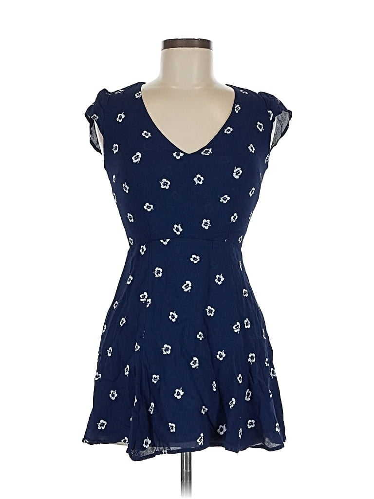 Pre-owned Reformation Casual Dress In Blue