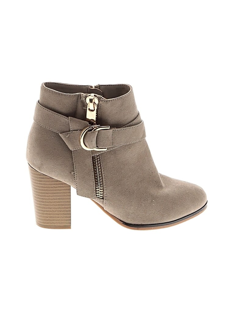 Pre-owned Apt. 9 Ankle Boots In Gray