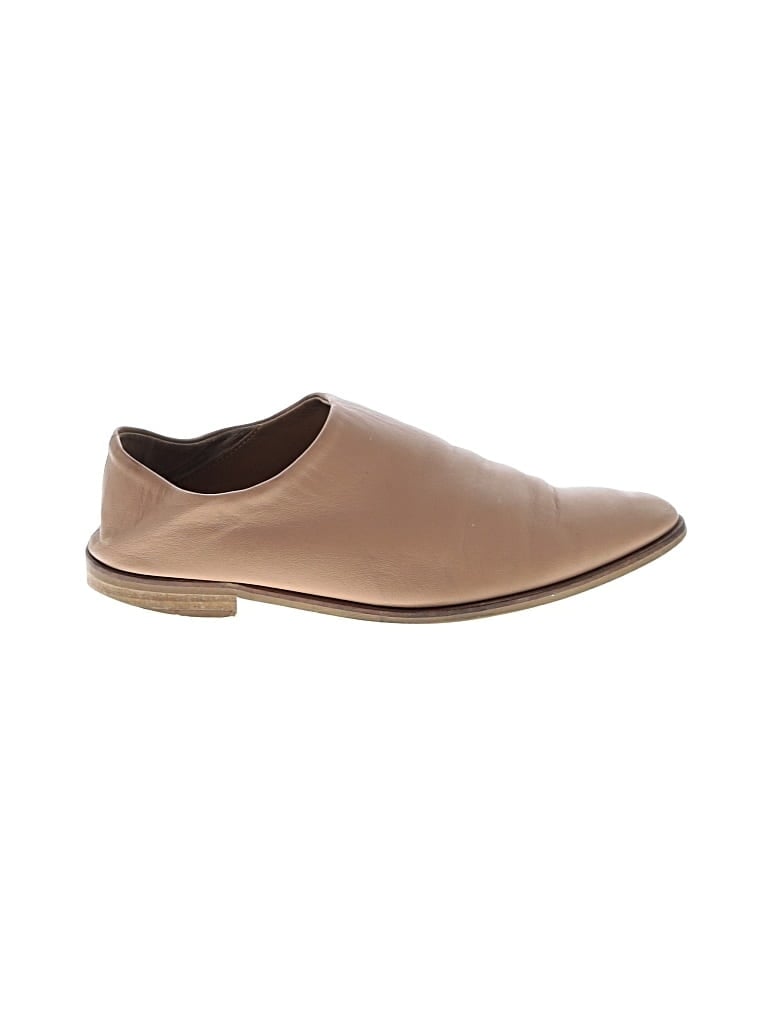 Pre-owned Everlane Flats In Brown