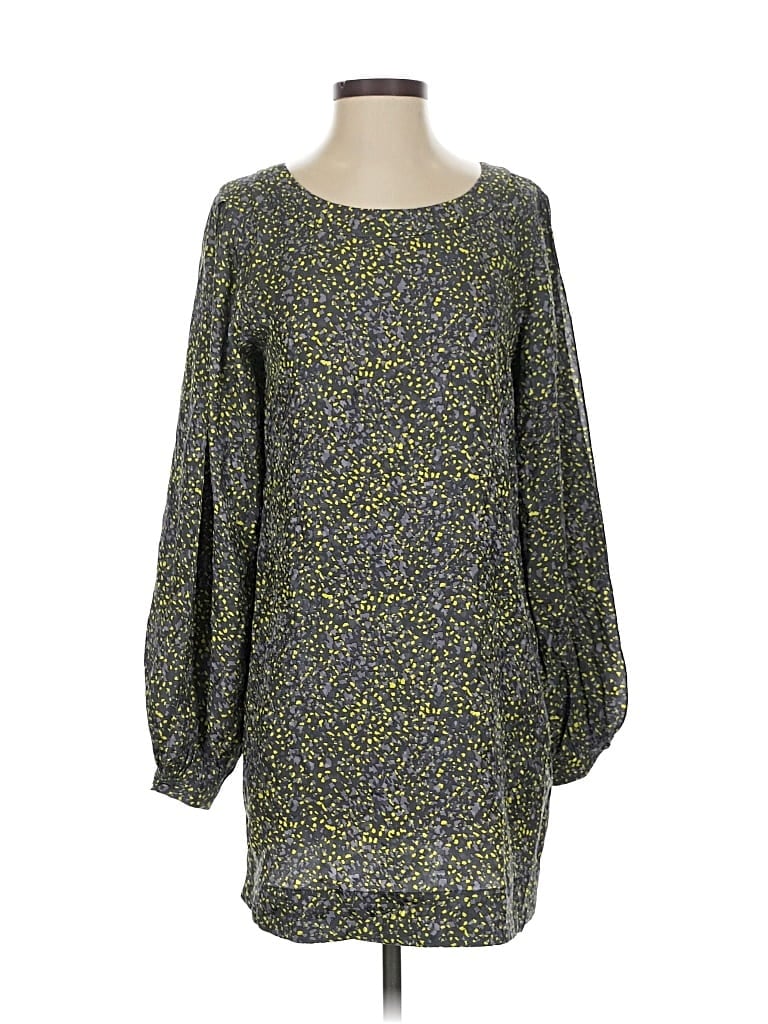 Pre-owned Elizabeth And James Casual Dress In Green