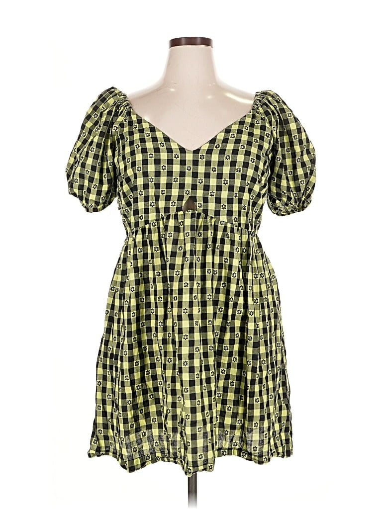 Pre-owned Collusion Casual Dress In Green