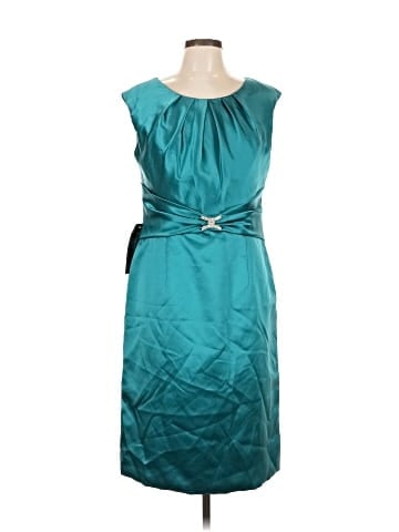 Jasmine Cocktail Dress (view 1)