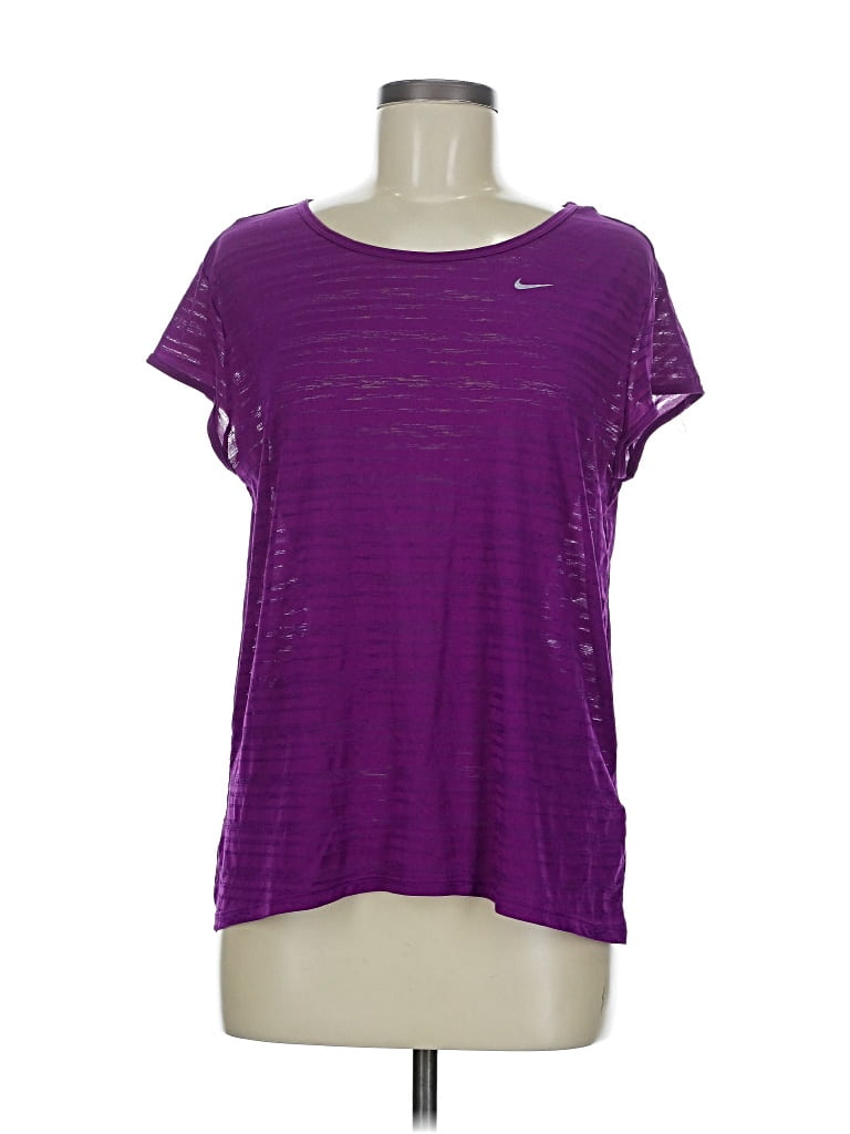 Pre-owned Nike Active T-shirt In Purple