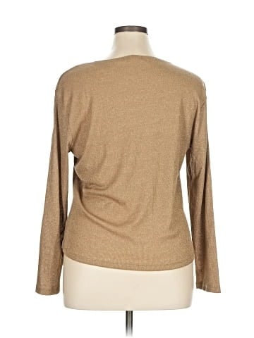 Cha Cha Vente Pullover Sweater (view 2)
