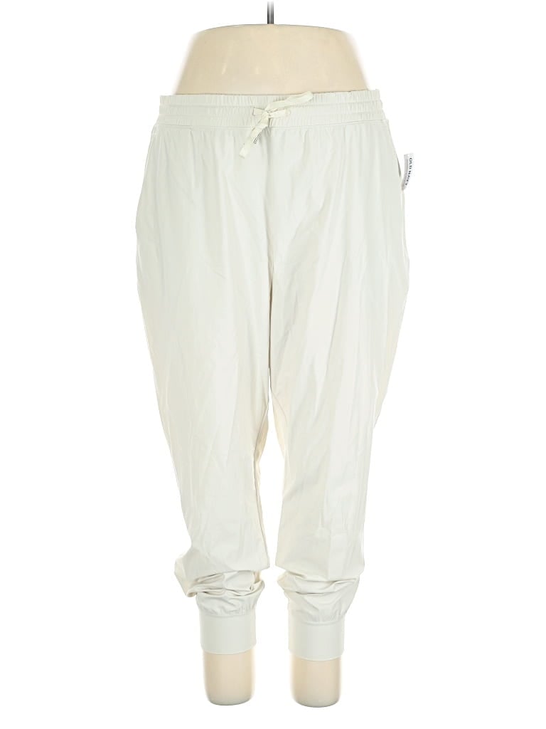 Pre-owned Old Navy Casual Pants In White