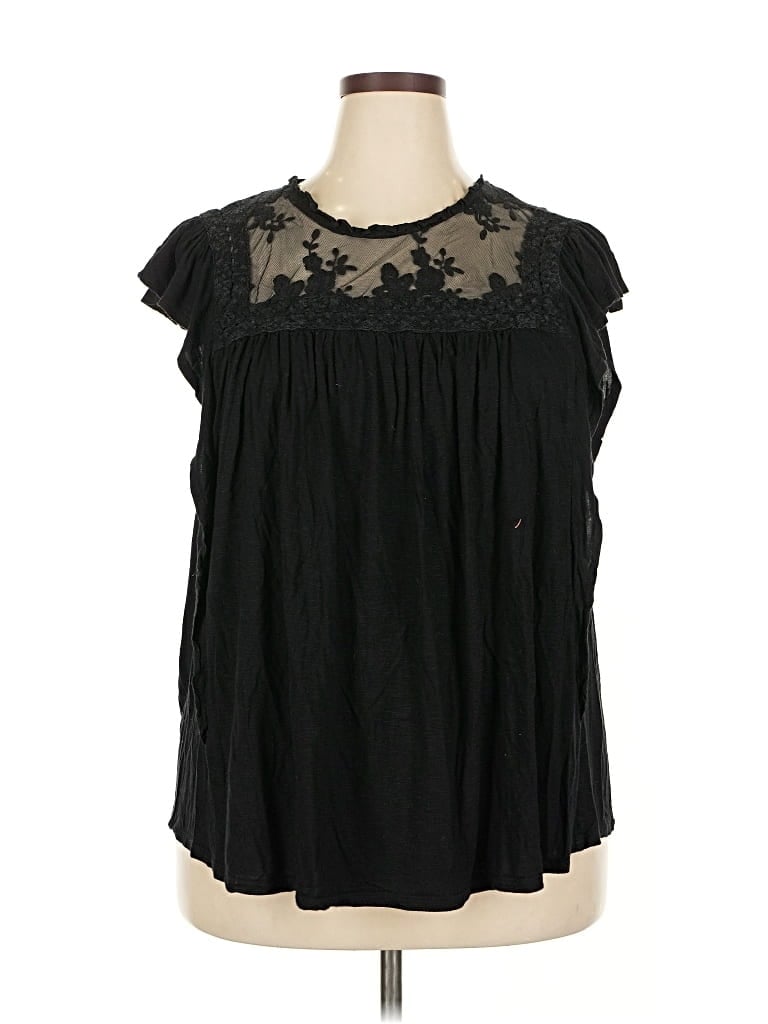 Pre-owned Torrid Short Sleeve Blouse In Black