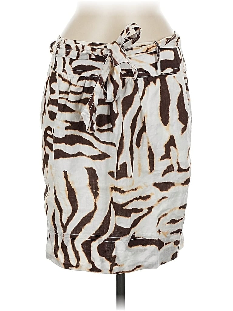 Pre-owned Banana Republic Casual Skirt In White