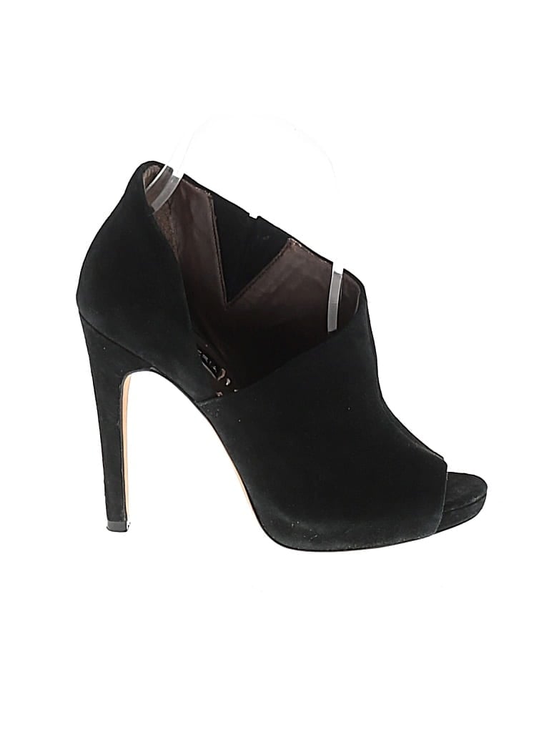 Pre-owned Bcbgmaxazria Ankle Boots In Black