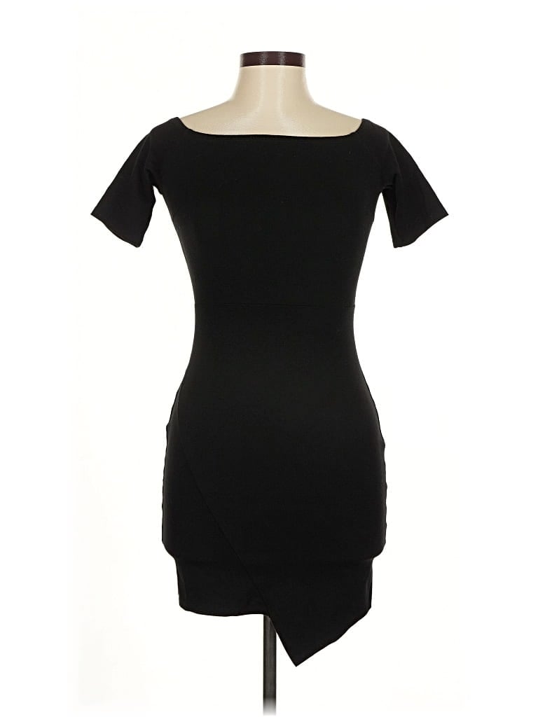 Pre-owned Soprano Cocktail Dress In Black